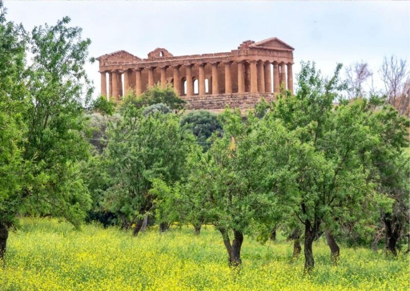 palermo-to-taormina-stop-valley-of-temples-and-roman-villa