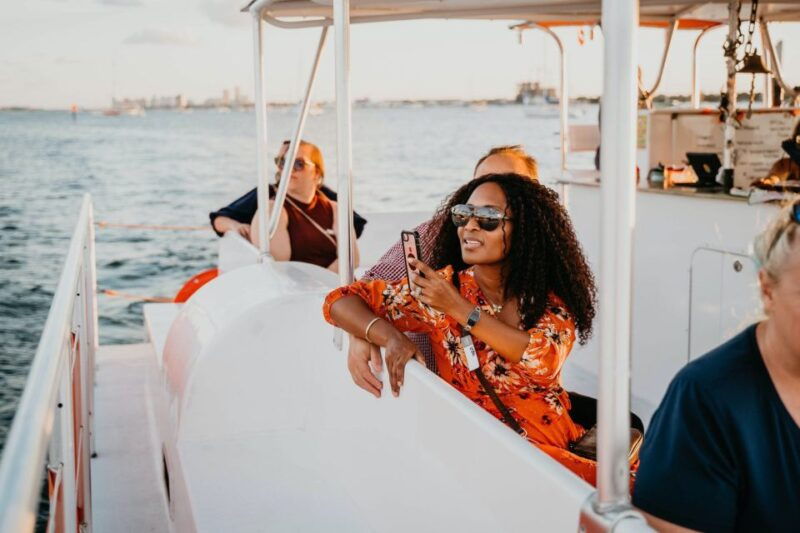 palm-beach-sightseeing-catamaran-cruise