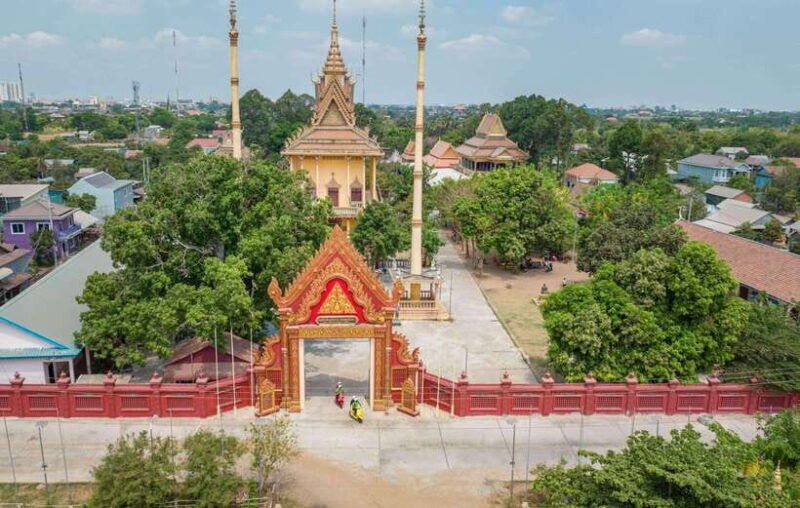 phnom-penh-silk-island-sunset-haft-day-vespa-tour