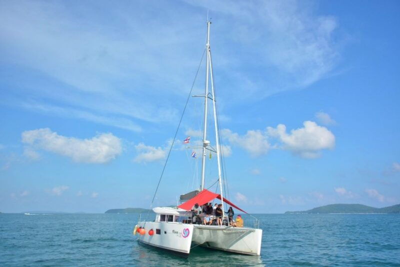 phuket-private-catamaran-cruise-to-maiton-and-coral-islands