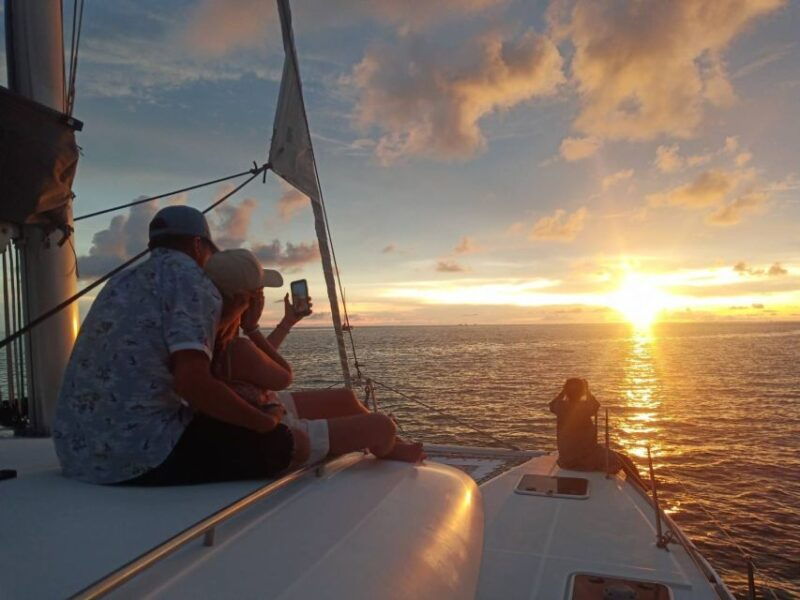 phuket-private-catamaran-to-coral-sunset-cruise-tour