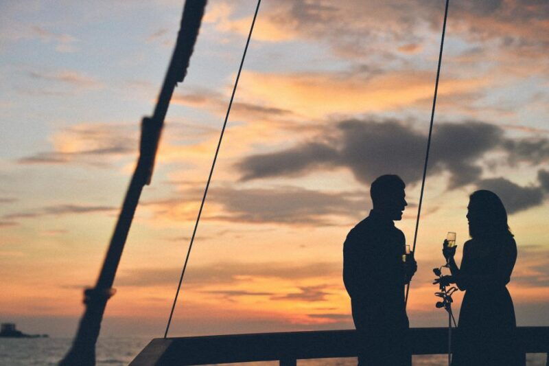 phuket-sunset-exclusive-evening-experience