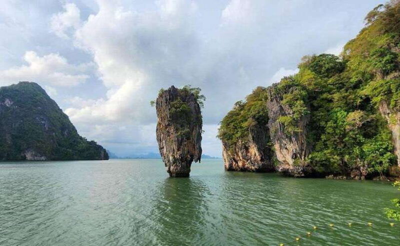 phuket-twilight-sea-canoe-tour-with-glowing-plankton