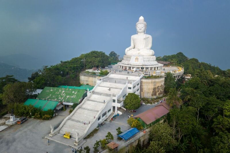 phuket-wat-chalong-viewpoint-and-old-town-guided-tour