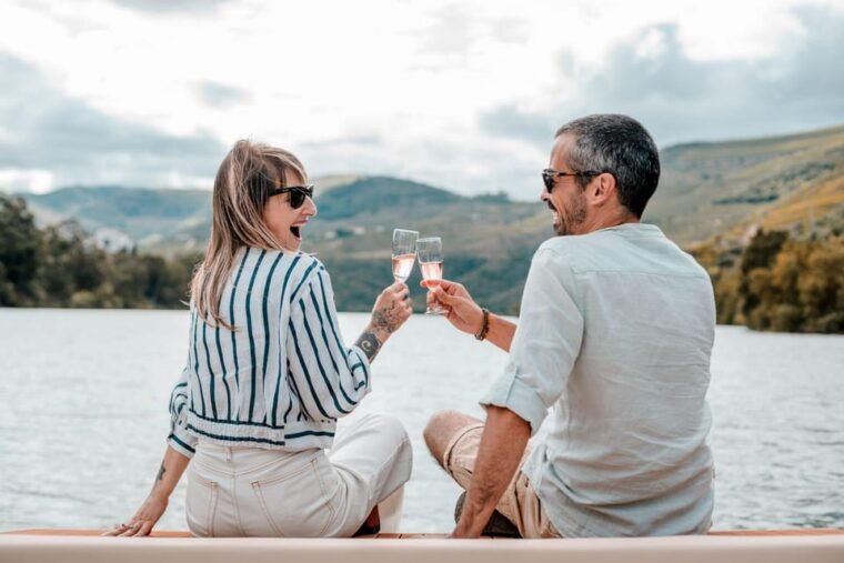 pinhao-douro-river-electric-boat-tour-with-wine-tasting