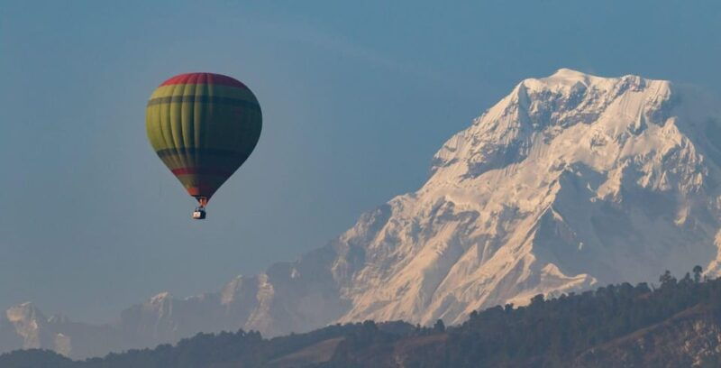 pokhara-hot-air-baloon-in-pokhara