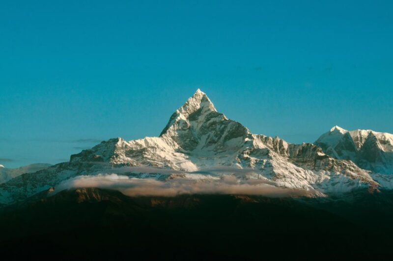 pokhara-private-half-day-hiking-boating-over-the-mountain