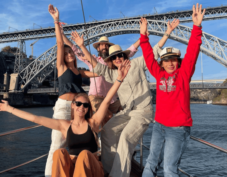 porto-classic-sailboat-cruise-along-the-douro-river