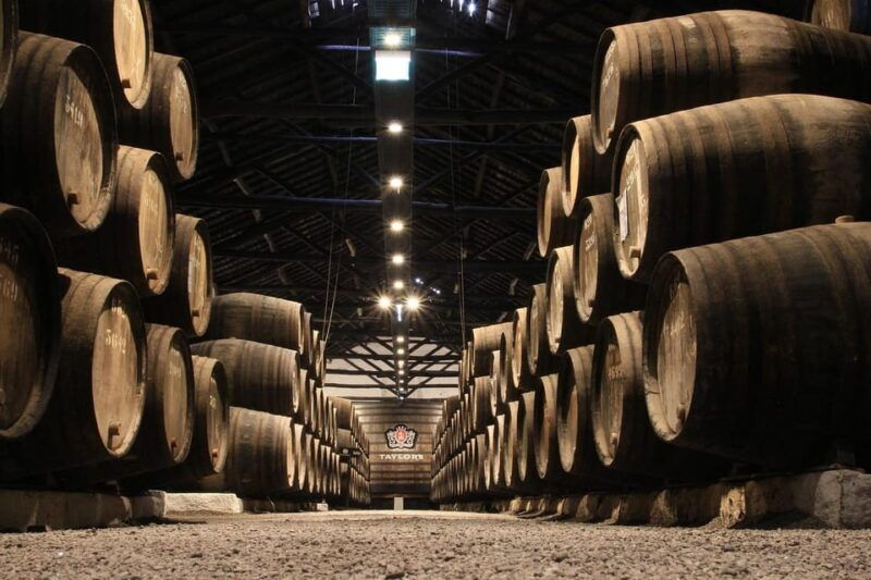 porto-sunset-walking-tour-with-port-wine-tasting