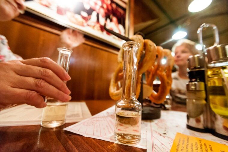 prague-brewery-tour-with-unlimited-tastings