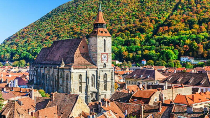 premium-tour-6-pax-bucharest-pelesbran-castles-brasov