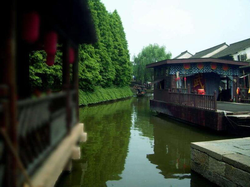 private-5-day-tour-of-shanghai-hangzhou-wuzhen-and-suzhou