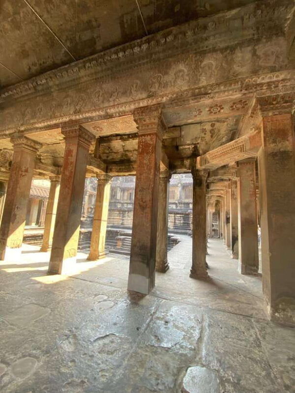 private-angkor-temples-with-spanish-guide