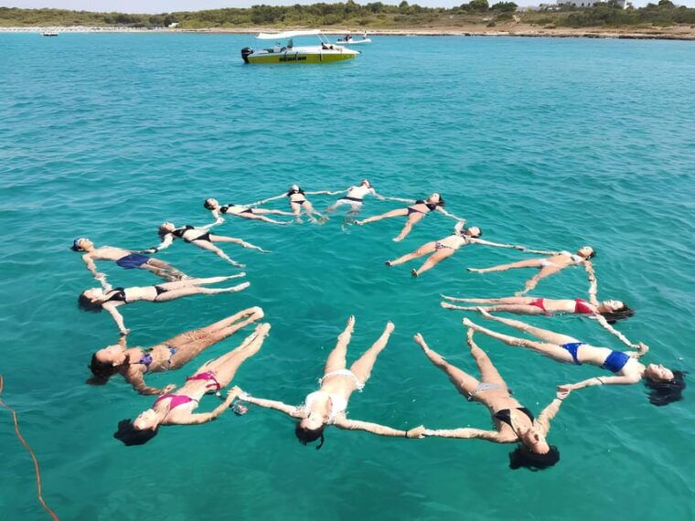 private-boat-tour-gallipoli-punta-s-andrea-island-aperitif
