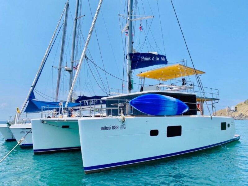 private-catamaran-yacht-to-phi-phi-island