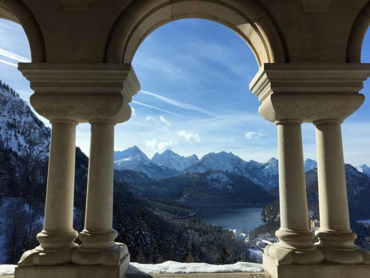 private-driver-munich-to-neuschwanstein-landsberg-am-lech