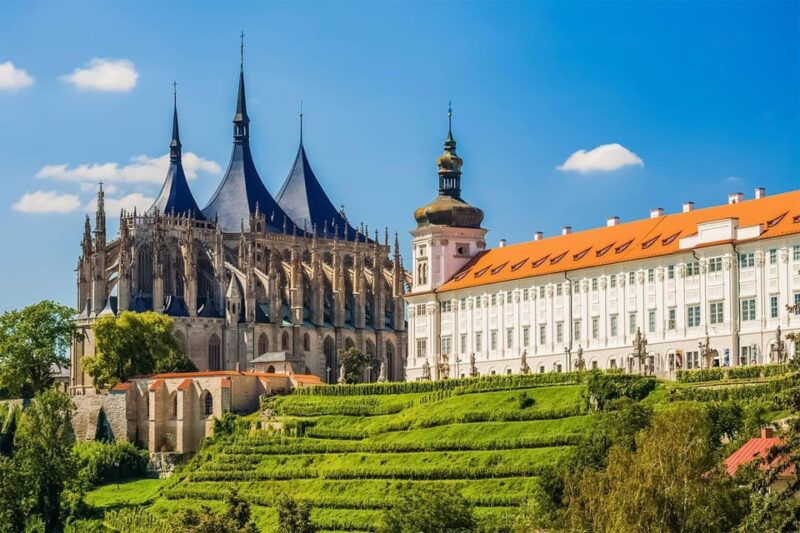 private-half-day-tour-to-bone-church-kutna-hora