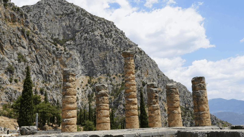 private-luxury-tour-delphi-itea-the-charm-of-galaxidi