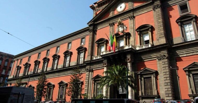 private-pompeii-tour-and-archaeological-museum-of-naples