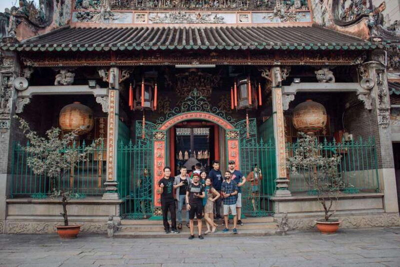 private-saigon-history-hidden-gems-scooter-sightseeing-tour