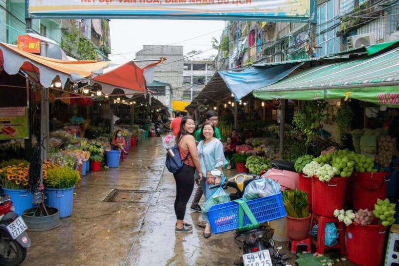 private-saigon-unseen-sights-hidden-gems-tour-by-scooter