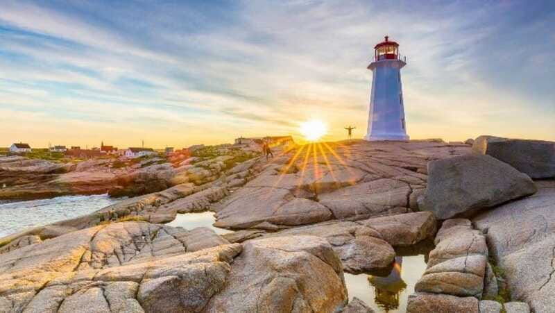 private-sightseeing-halifax-city-with-peggys-cove-visit