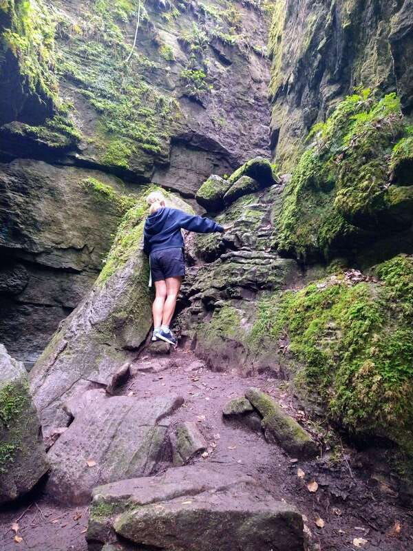 private-singhampton-caves-hike-collingwood-blue-mountain