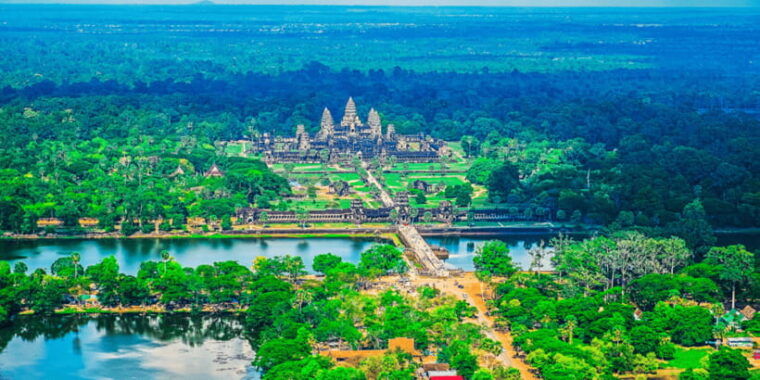 private-sunrise-angkor-wat-tour