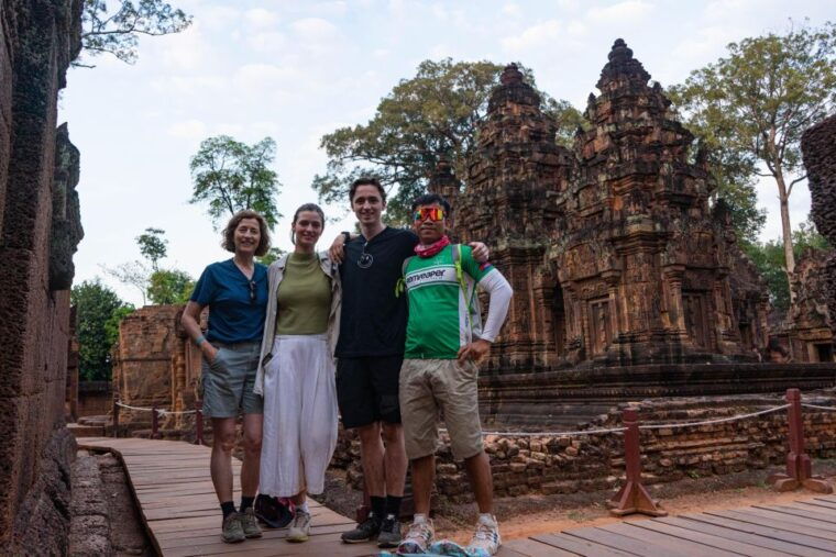 private-tour-phnom-kulen-waterfall-banteay-srie-with-lunch