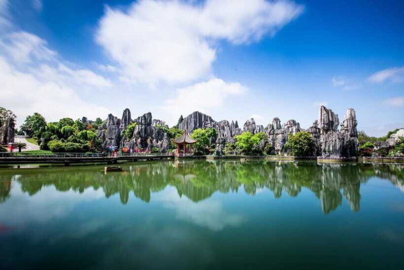 private-tour-to-kunming-stone-forest