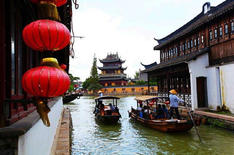 private-tourzhujiajiao-water-town-by-german-speaking-guide