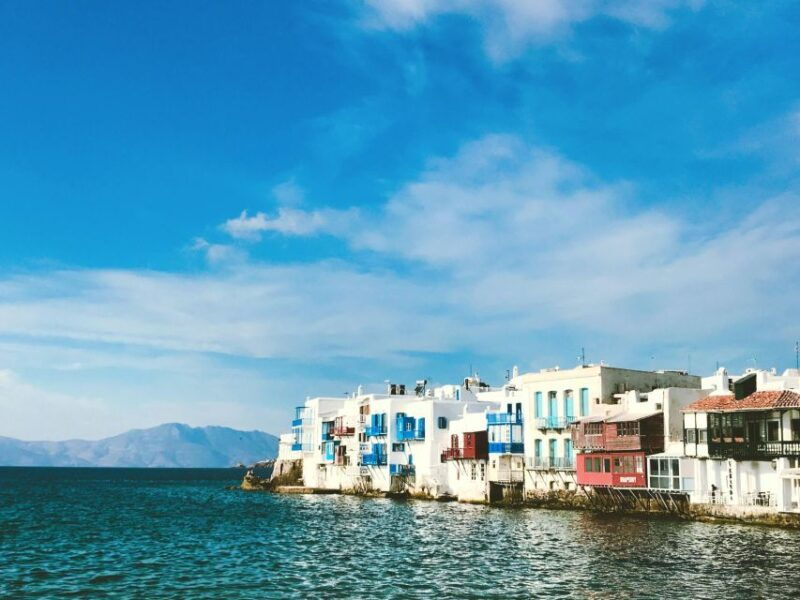 private-transfer-mykonos-town-to-your-villa-with-mini-bus