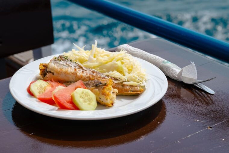 pula-private-dolphins-sunset-tour-with-dinner-drinks
