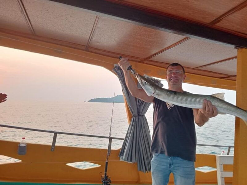 red-river-tour-deep-sea-fishing-by-boat-in-phu-quoc