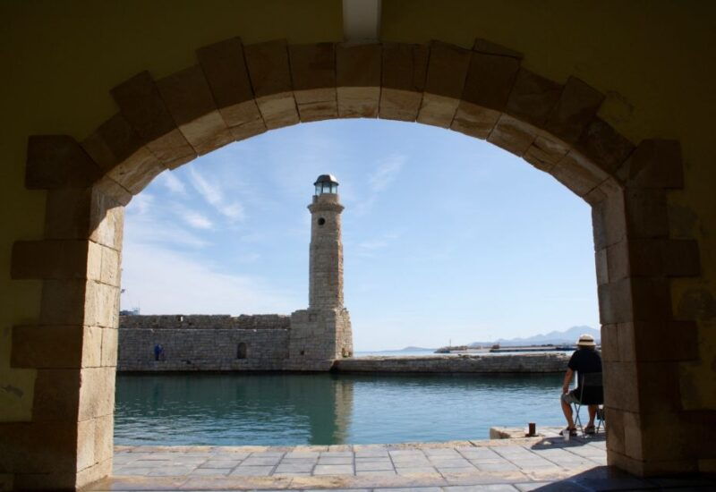 rethymno-private-old-town-highlights-tour-with-street-food