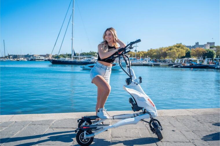 rhodes-explore-the-new-and-medieval-city-on-trikkes