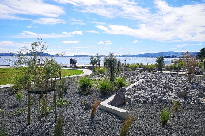 Rotorua Day Trip From Auckland To Visit Te Puia Pohutu Geysers - Authentic Experiences as Revealed by Reviews