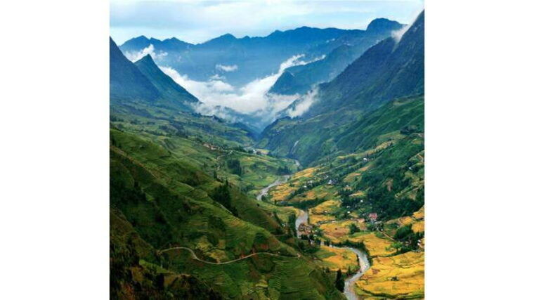 sa-pa-muong-hoa-valley-trek-ethnic-villages-tour