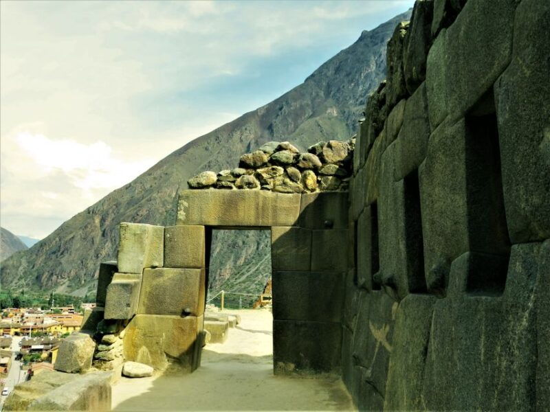 sacred-valley-machu-picchu-by-train-2-day-1-night-tour