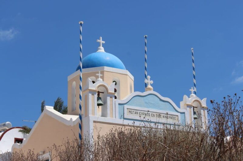 santorini-mesa-gonia-pyrgos-and-oia-tour