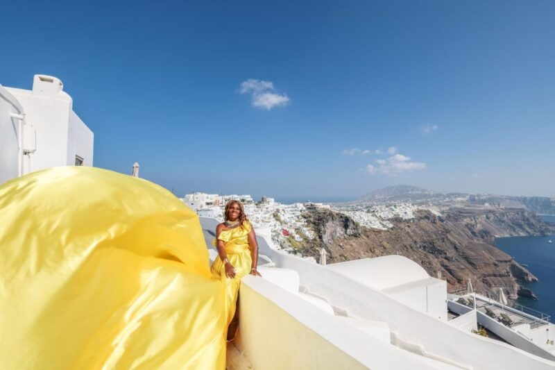 santorini-private-flying-dress-photoshoot-with-dress-rental