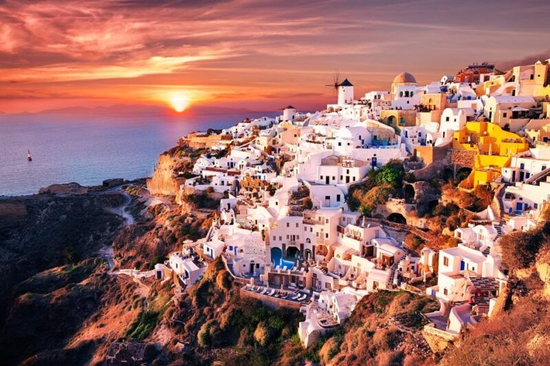 santorini-private-guided-tour-with-sunset-view