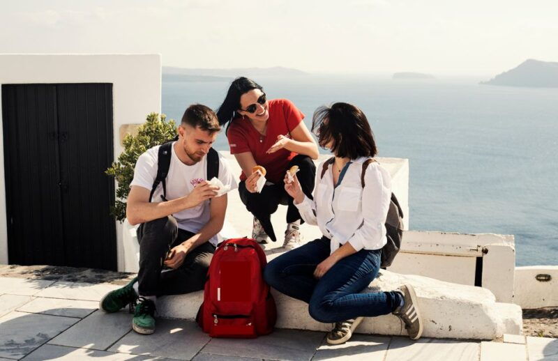santorini-private-vistas-morning-hike-inc-tastings