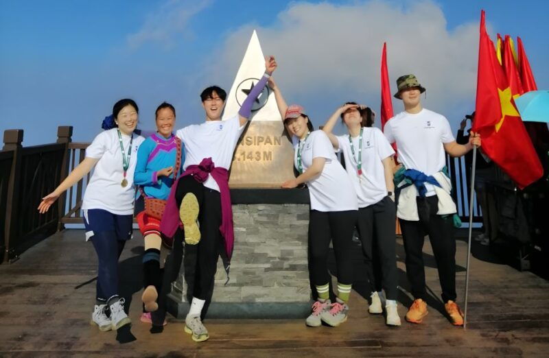 sapa-epic-1-day-trek-to-fansipan-mountain-peak