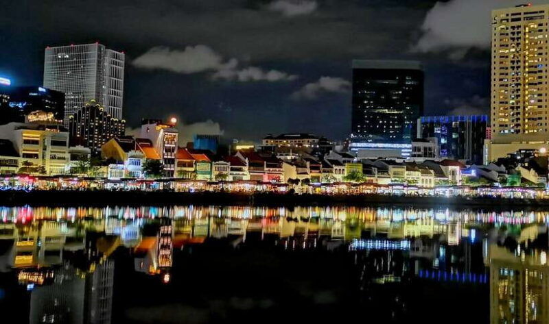 secrets-of-singapore-kick-scooter-tour-with-dinner