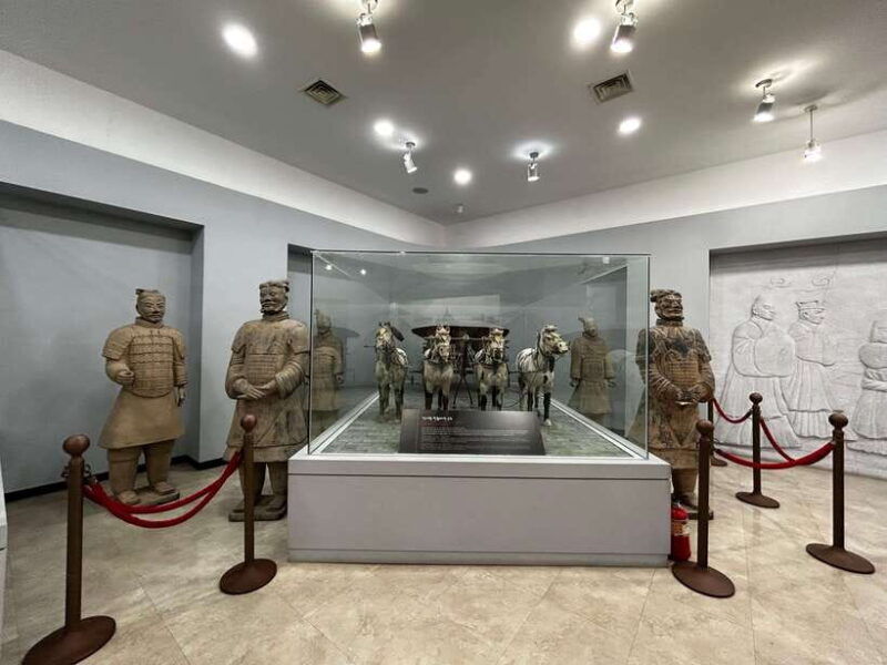 seogwipothe-southern-city-of-jeju-art-museum-walking-tour