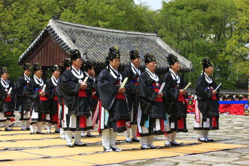 seoul-full-day-royal-palaces-private-tour