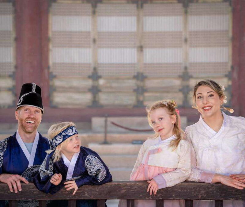 seoul-hanbok-rental-with-gyeongbokgung-palace-entry