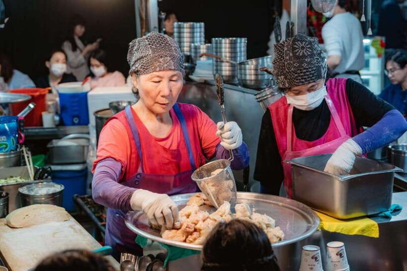 seoul-night-market-food-tour-with-local-guide