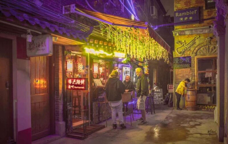 shanghai-4-hour-nightlife-adventure-tasting-bike-tour